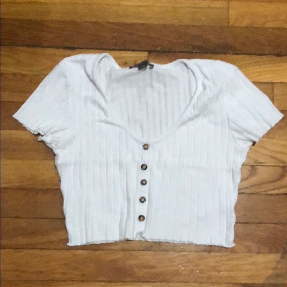 White crop top